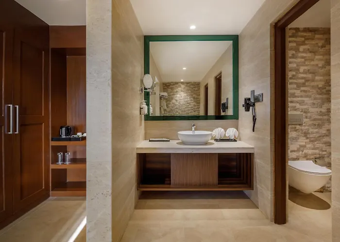 Budhanilkantha By Ihg